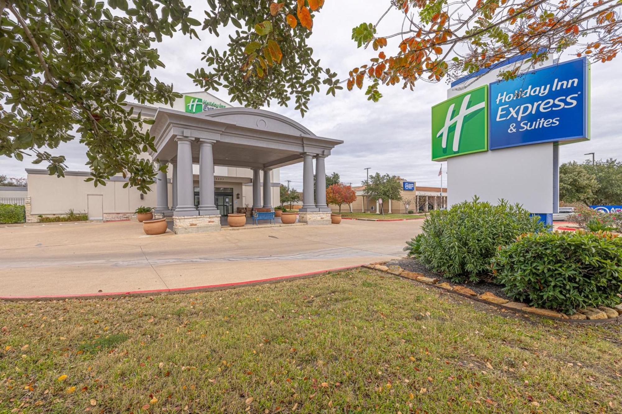 Holiday Inn Express & Suites College Station By Ihg Eksteriør billede